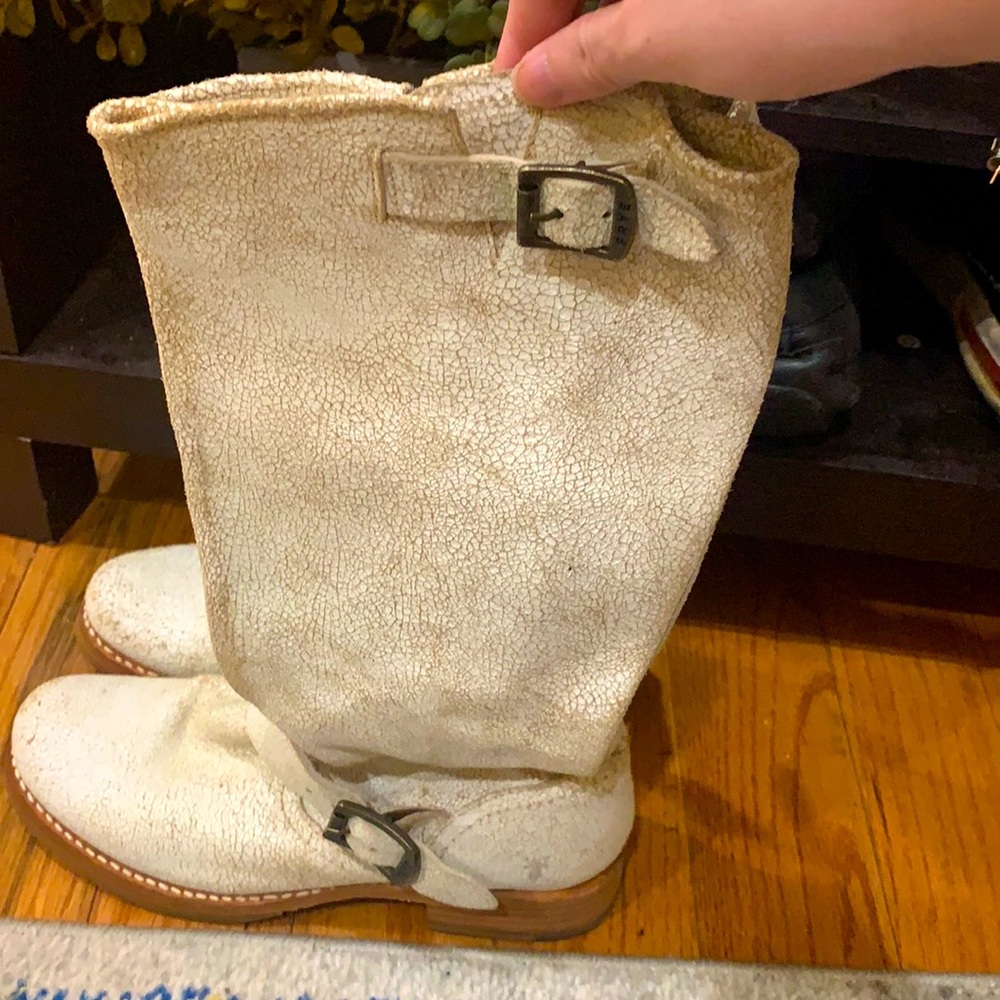 GENTLY USED FRYE BOOTS vintage low heel
